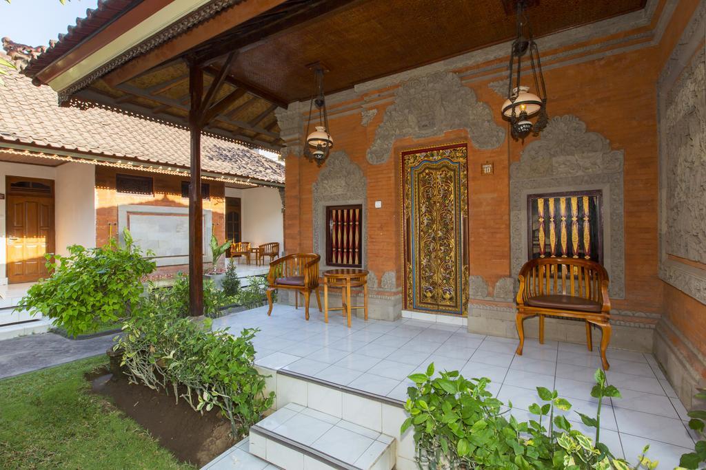 מלון קוטה לומבוק Surya Tropical Kuta מראה חיצוני תמונה