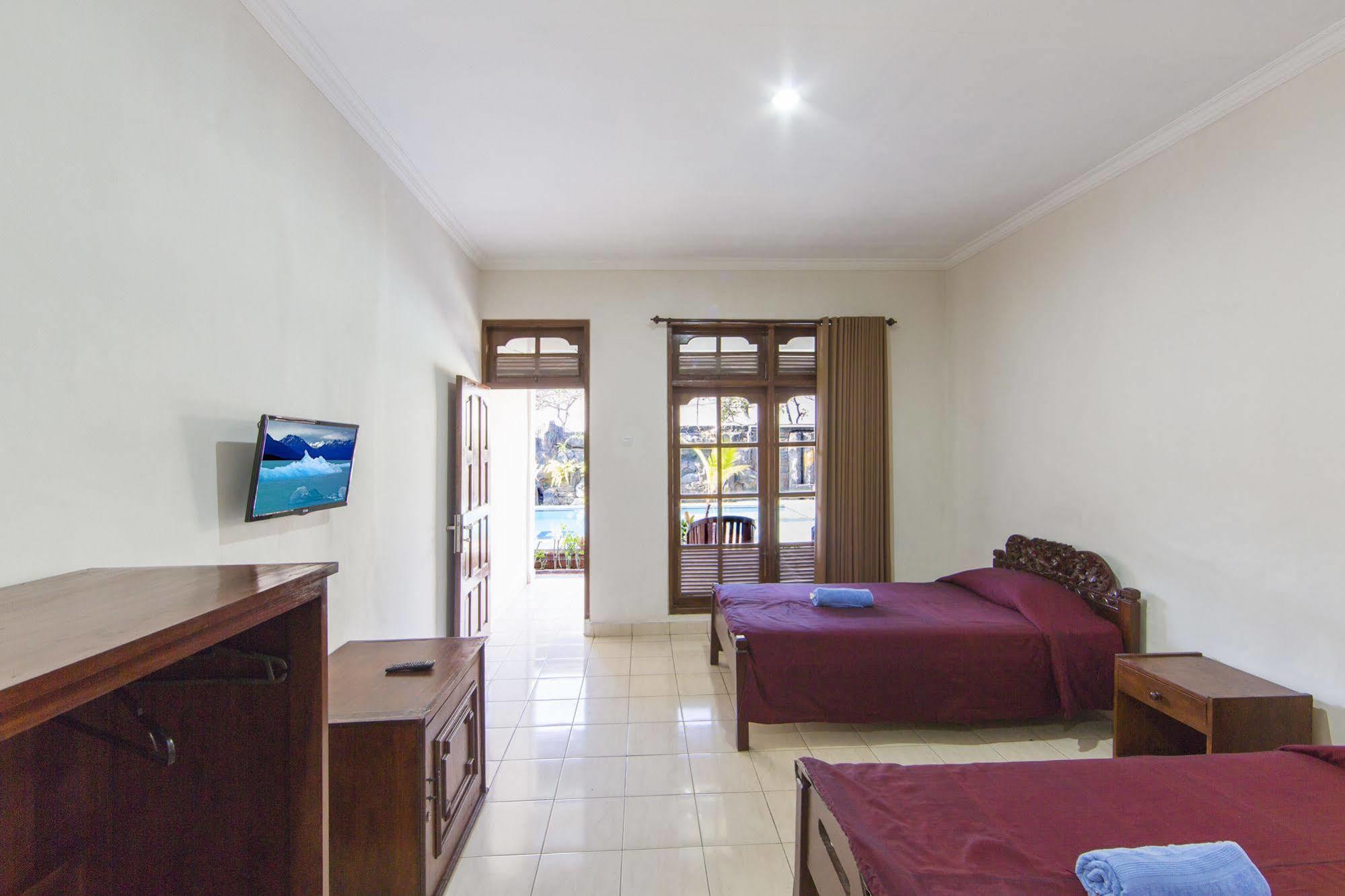 מלון קוטה לומבוק Surya Tropical Kuta מראה חיצוני תמונה