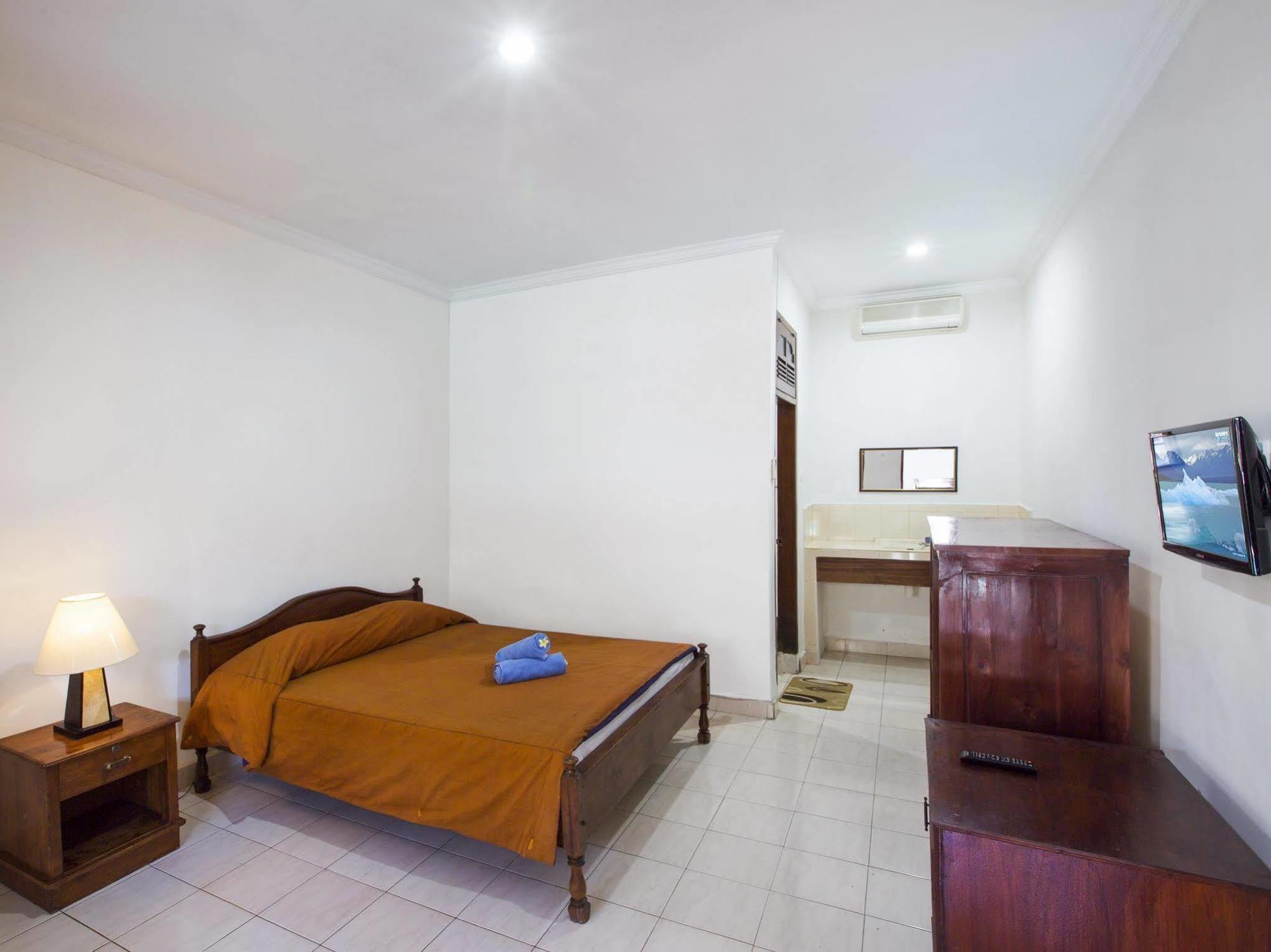 מלון קוטה לומבוק Surya Tropical Kuta מראה חיצוני תמונה